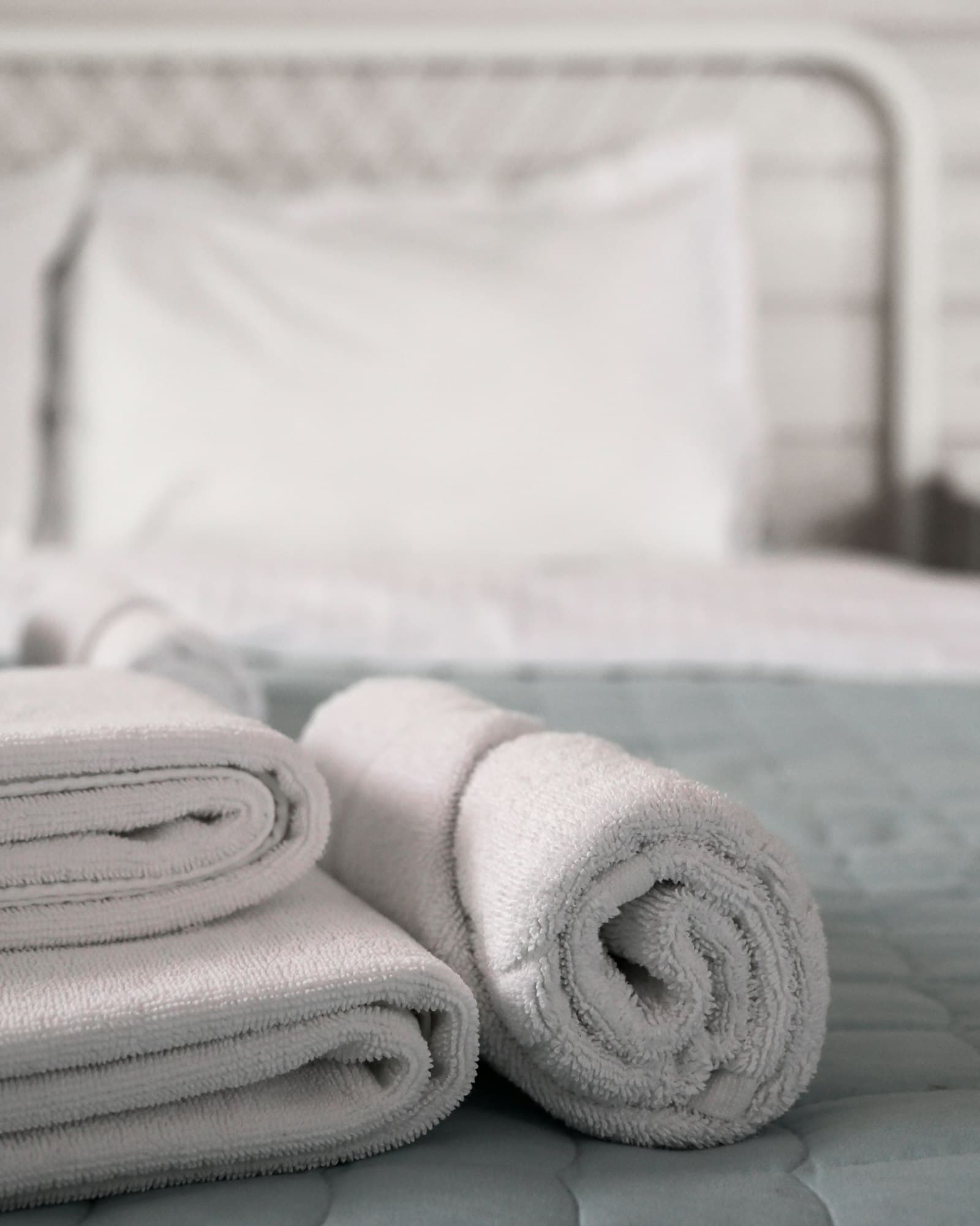 Clean folded and rolled white towels
